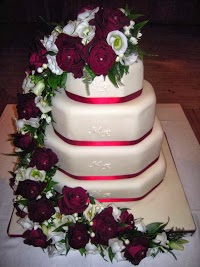 Marys Wedding Cakes 1092119 Image 7